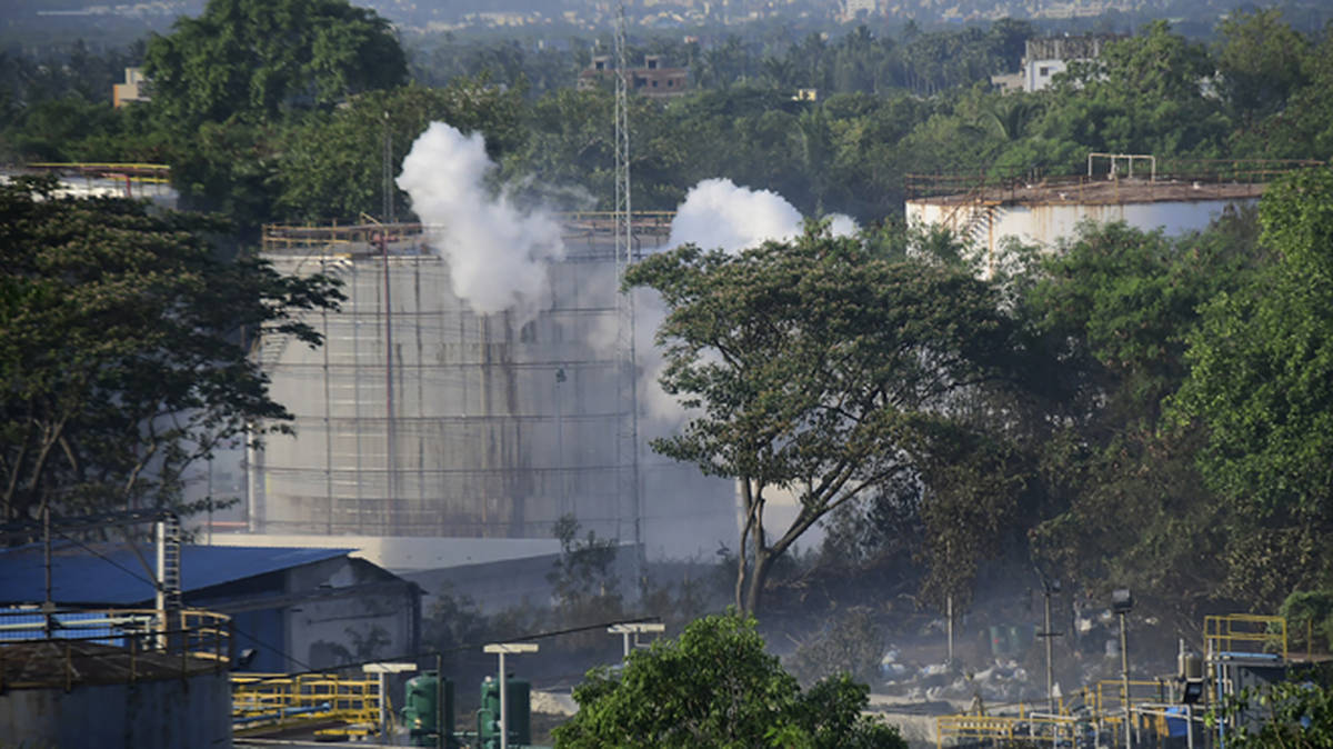 At least 11 dead and over 1,000 people inhale noxious gas after major ...