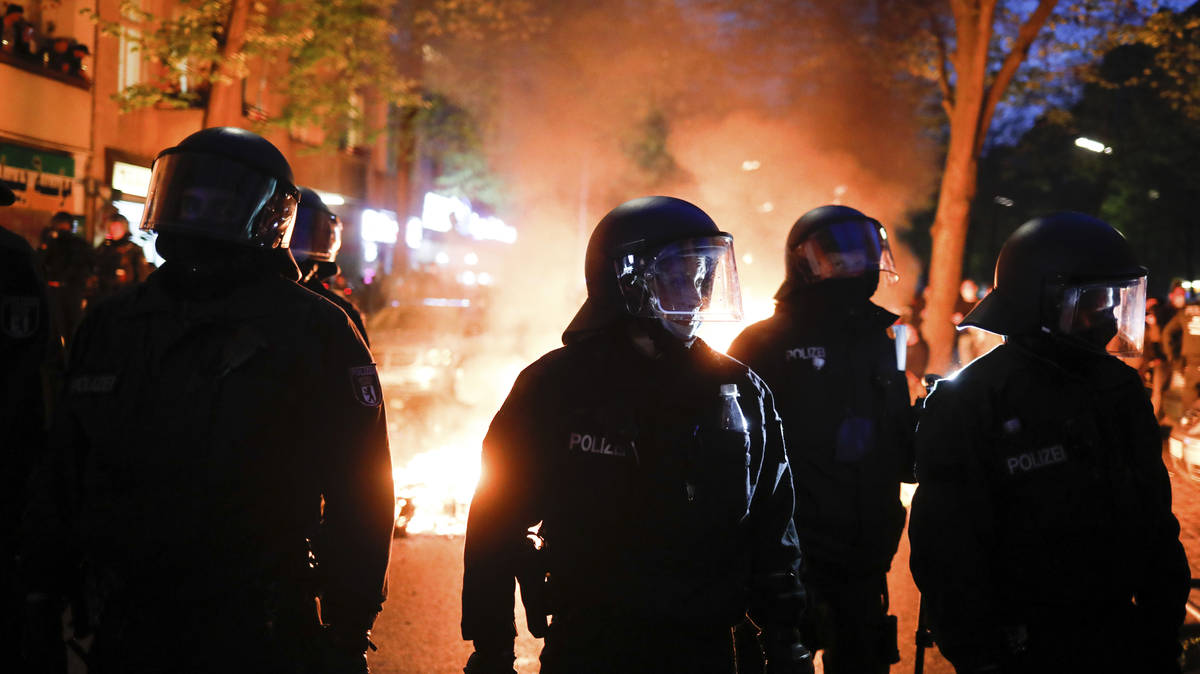 354 arrested as dozens of police injured during Berlin May Day riots | LBC