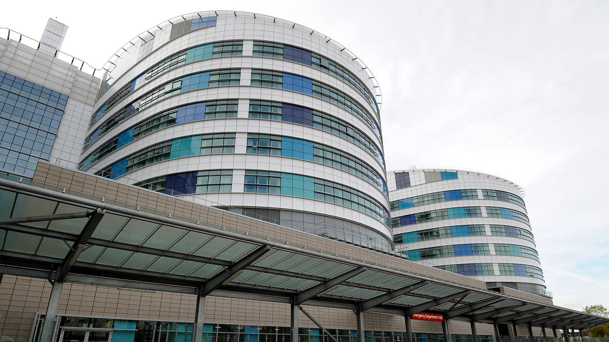 Major English hospital cancels vital operations as Covid admissions ...
