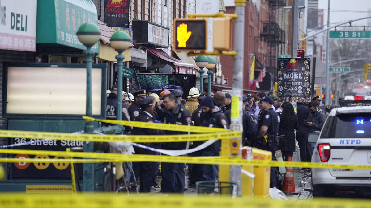 Manhunt after gunman opens fire at New York subway station | LBC