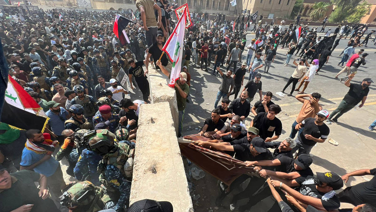Cleric’s followers force way into Iraqi parliament for second time this ...