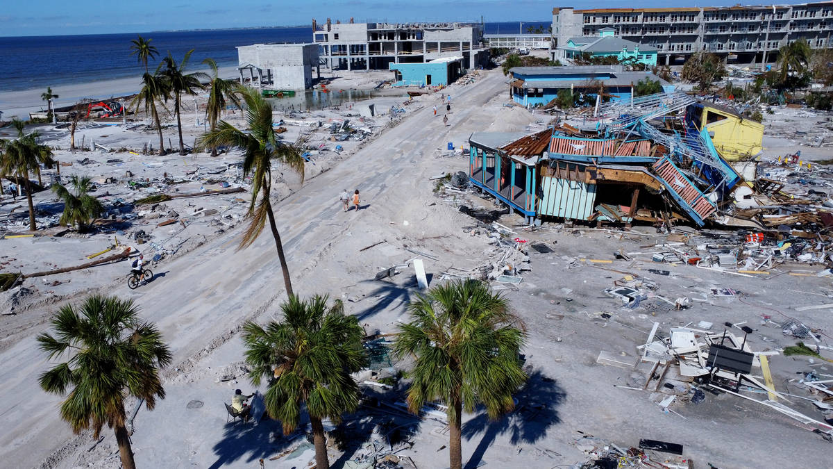 At least 30 people dead after Hurricane Ian leaves trail of destruction ...