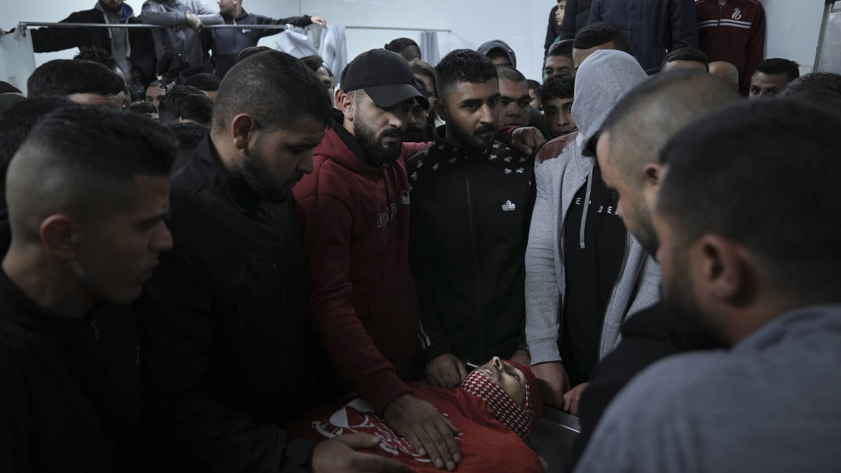 Palestinians say man killed during Israeli raid in West Bank | LBC
