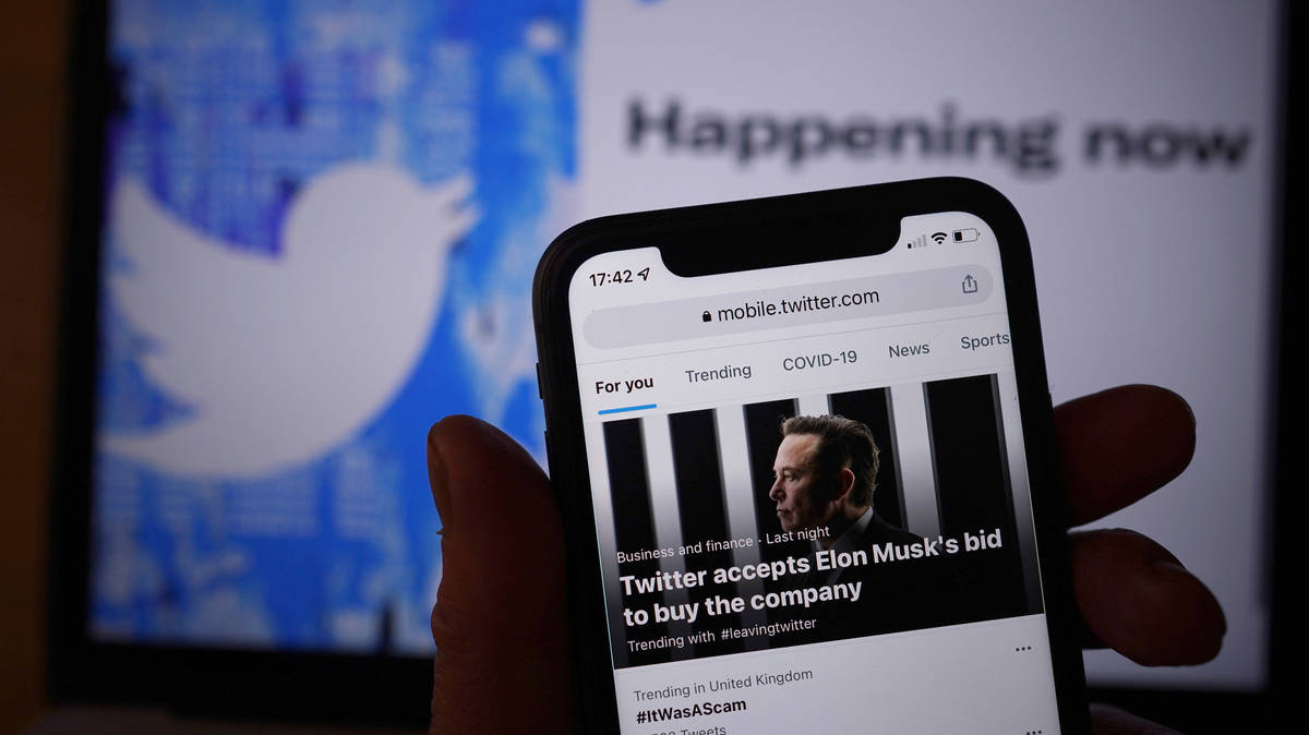 Users take to Twitter as part of the site disappears | LBC