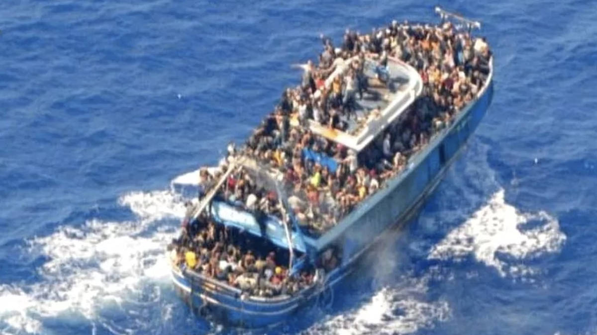 At least 79 dead after migrant boat 'with 100 children in hold ...