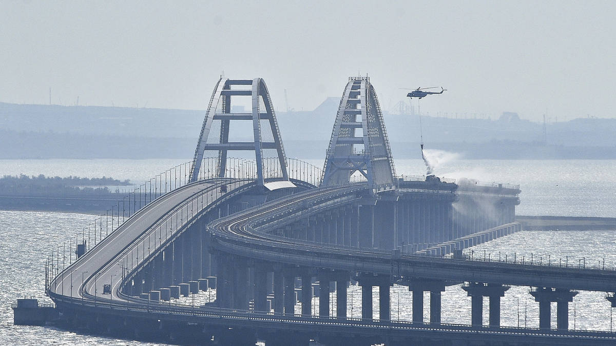 Deaths, explosions reported as key bridge from Crimea to mainland ...