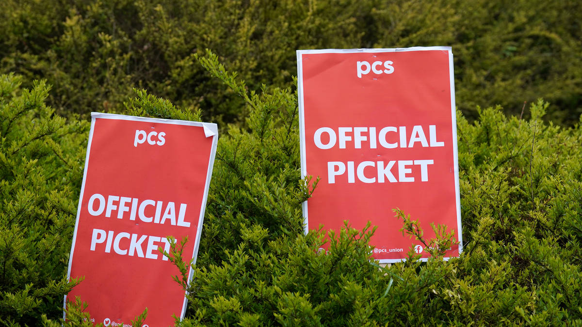 Pensions Regulator staff to stage fresh strikes in dispute over pay | LBC