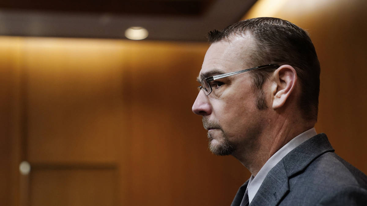 Michigan teenage killer’s parents seek mercy from judge | LBC