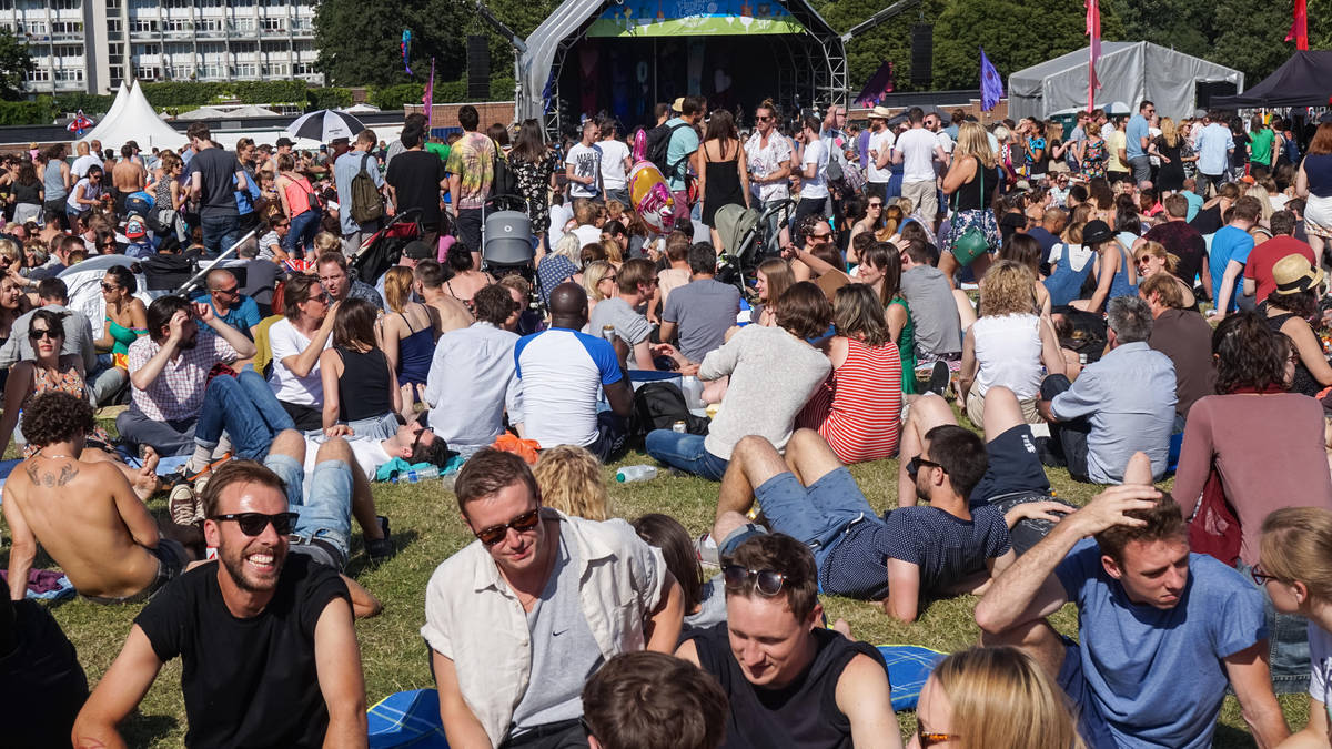 Fairground ride malfunction at popular south London country show sees ...