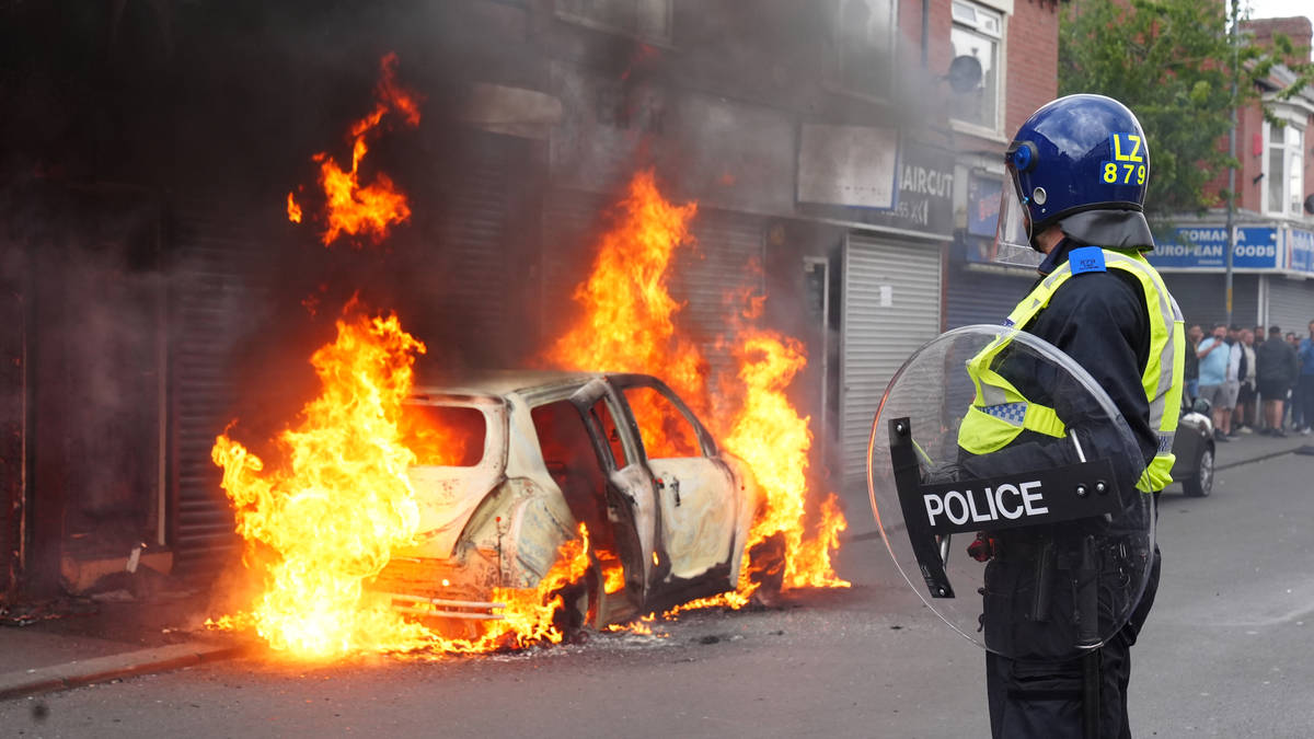 Key questions: Social media moderation and inciting violence online | LBC