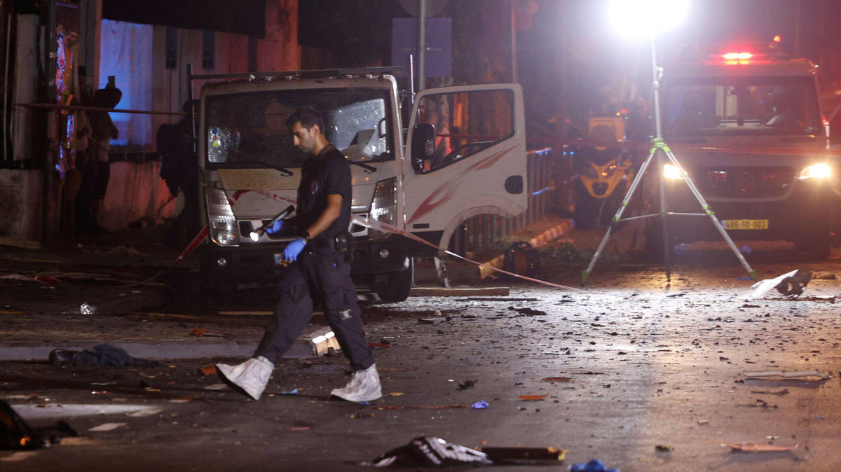 Hamas claims responsibility for bomb blast in Tel Aviv | LBC