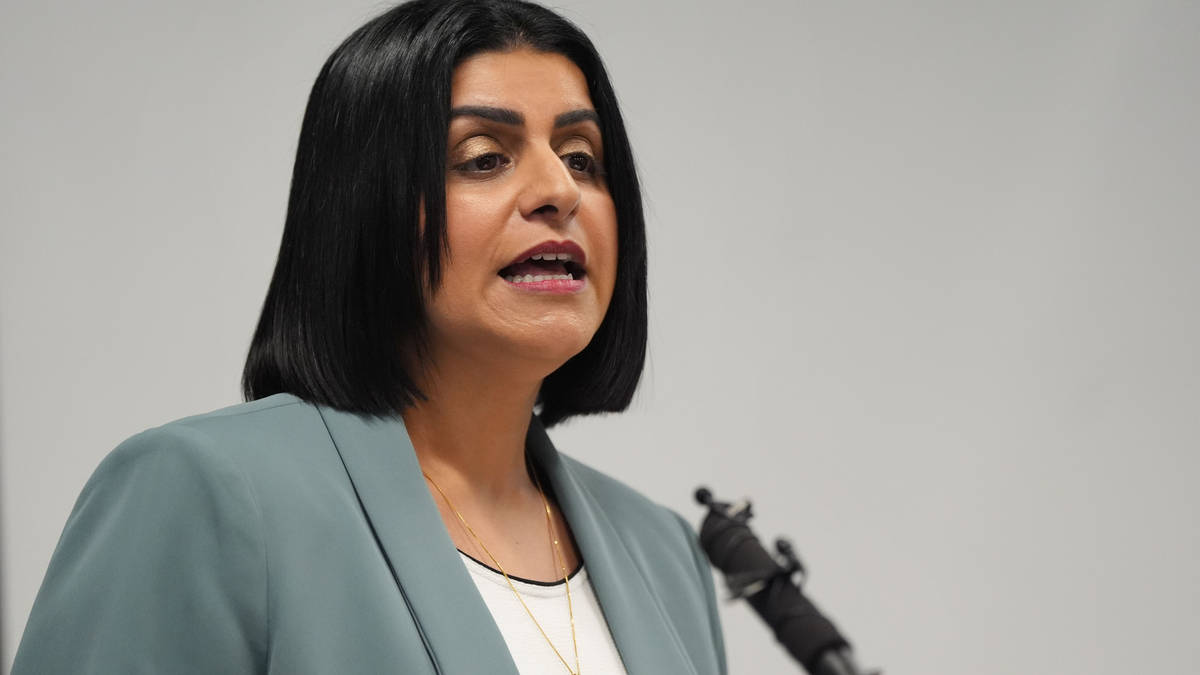 Children born in UK to refugees will be deported under Home Secretary's sweeping immigration reforms