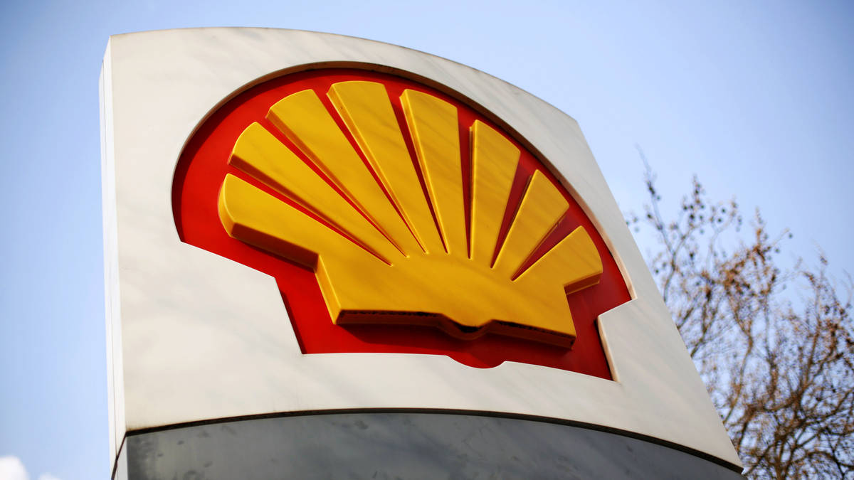 Shell reveals lower profits after slump in oil prices | LBC