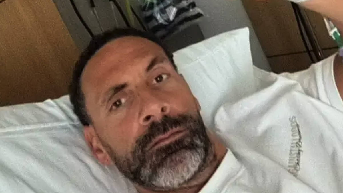 Rio Ferdinand to miss Man Utd tie after posting picture from hospital ...