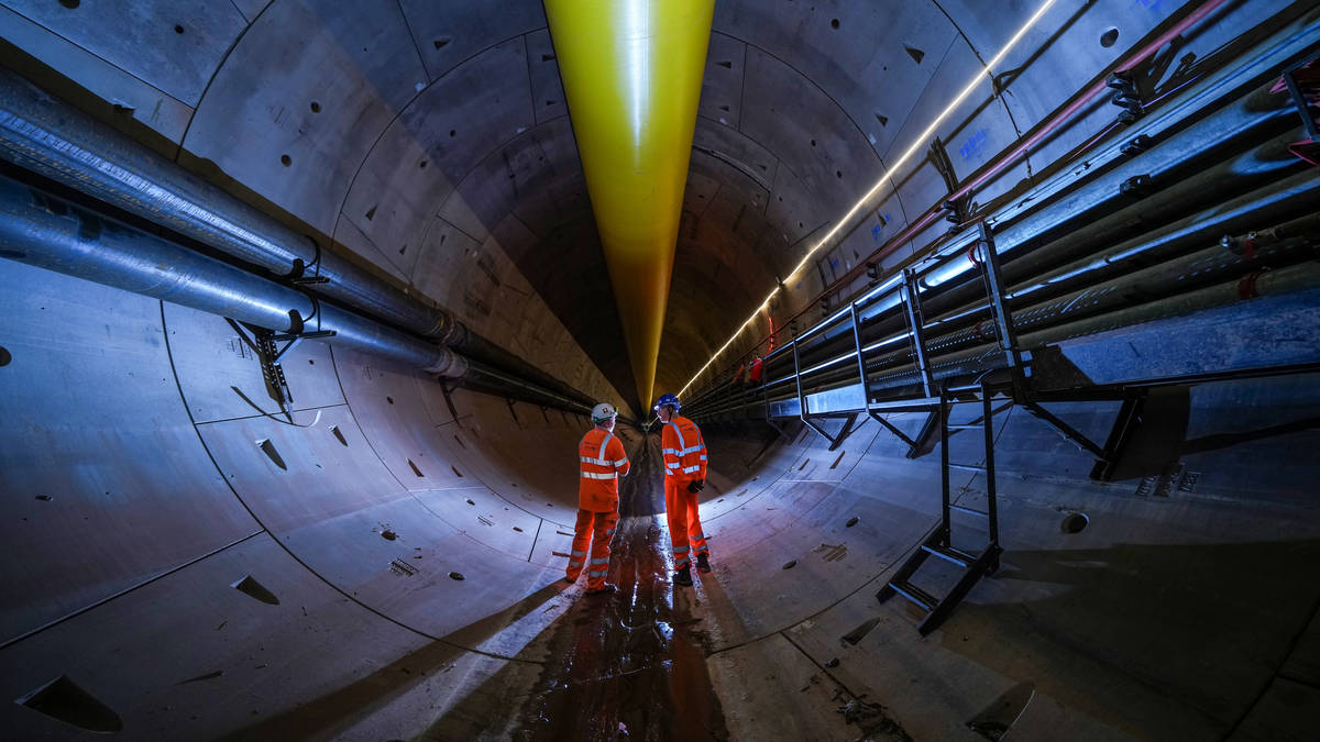 HS2 to be delayed again as costs spiral by £37bn after 'litany of ...