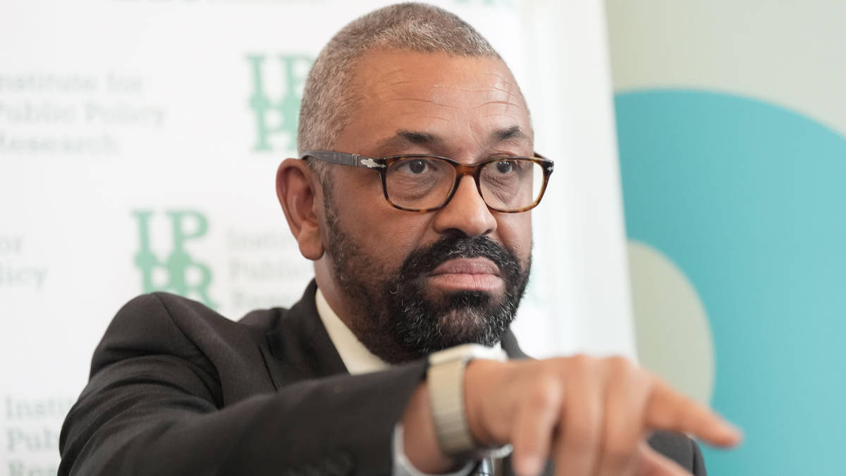 Axing public notices will threaten local democracy, Cleverly tells ...
