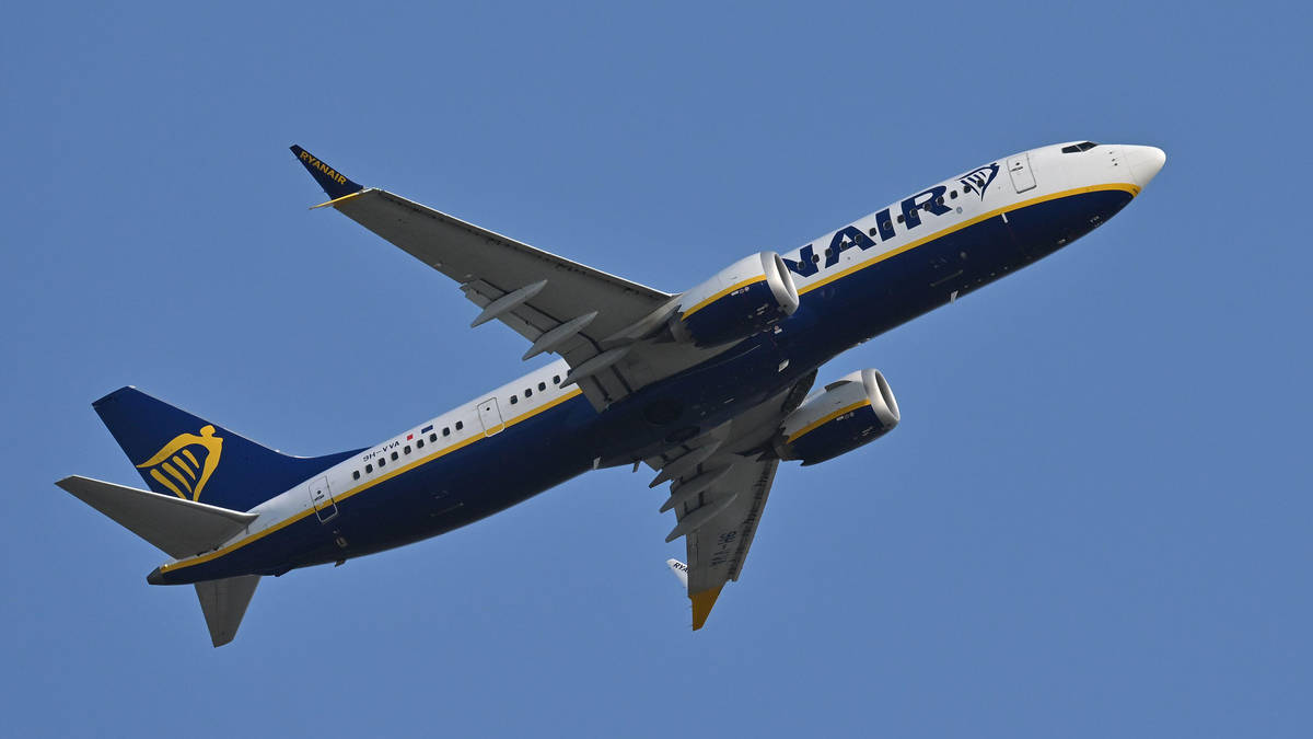 Ryanair axes flights to Spain in fresh blow to holidaymakers as one million passengers affected