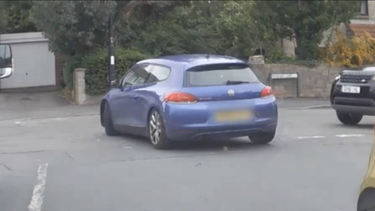 Watch moment 'reckless' driver leads police on dangerous 30-minute ...