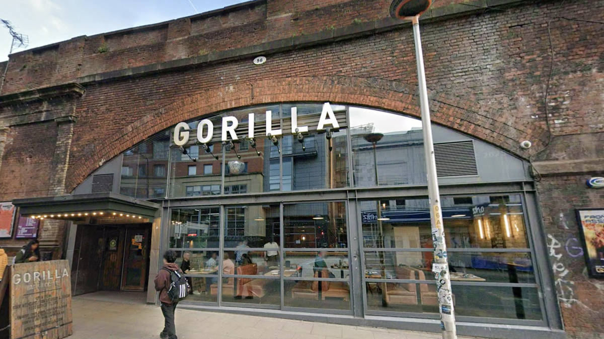 Bar worker, 19, found dead in Manchester flat and three arrested | LBC