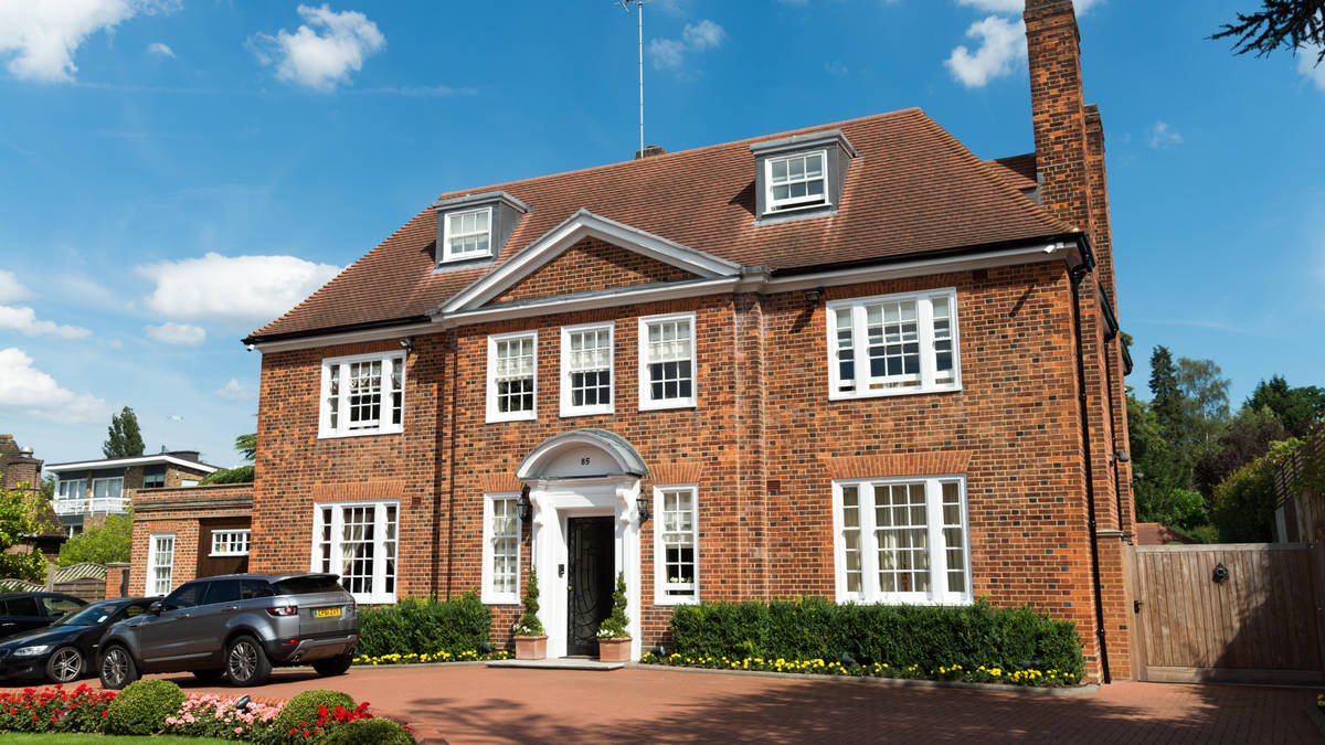 More than 150,000 homeowners to be hit by Rachel Reeves 'mansion tax ...
