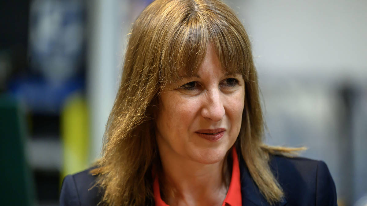 Reeves abandons exit tax on wealthy people fleeing Britain