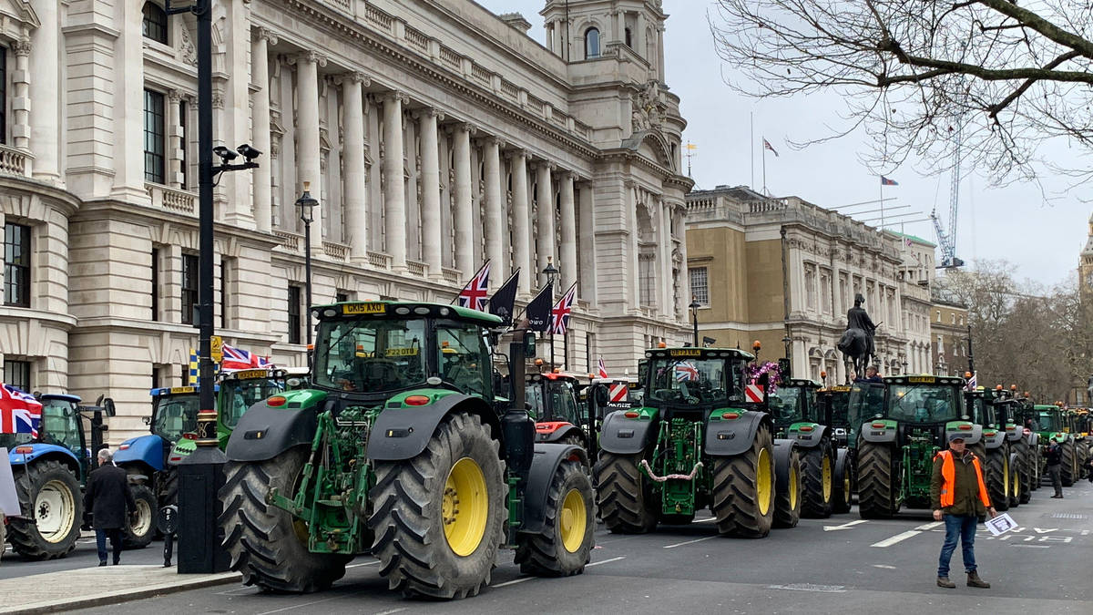 Farmers banned from bringing tractors to Budget Day protest outside Parliament