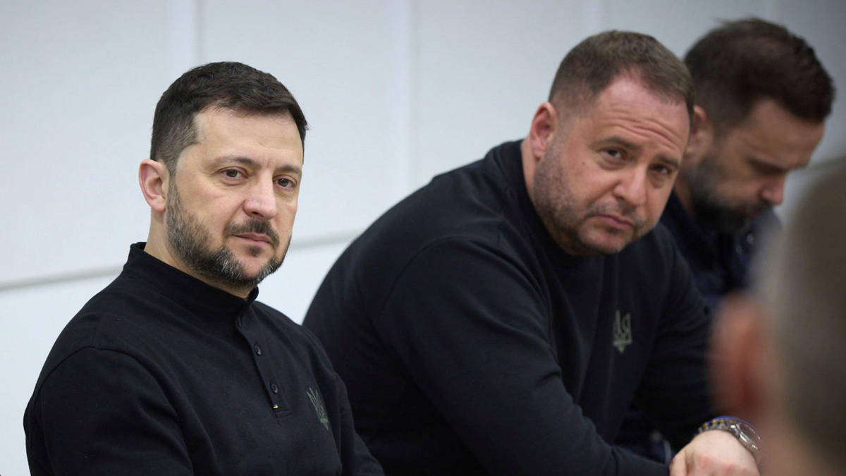Zelenskyy's chief of staff resigns after anti-corruption raid