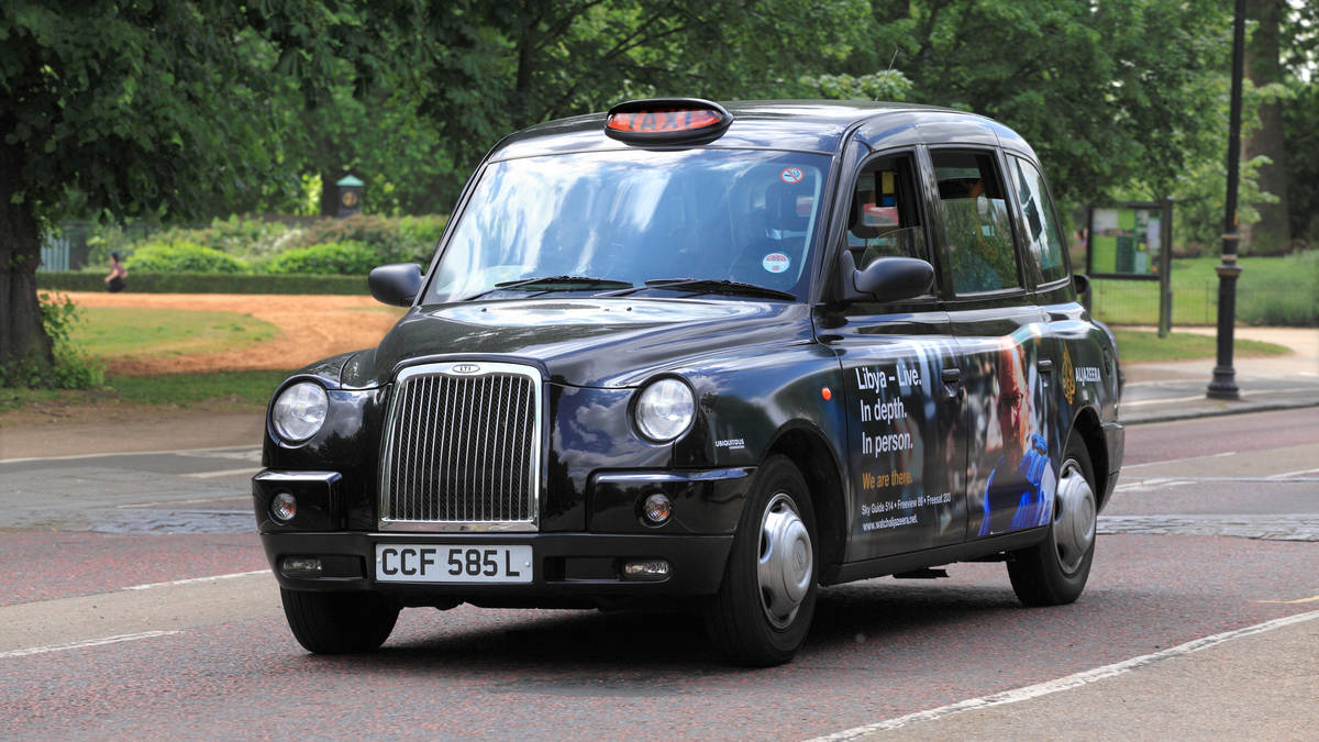 Free taxis for asylum seekers axed as Home Office continues immigration shake-up