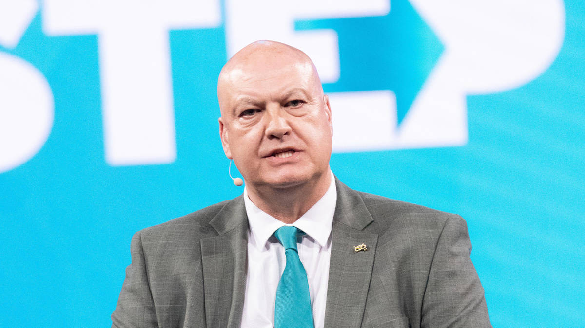 Reform council leader under investigation over 'bigoted' social media ...