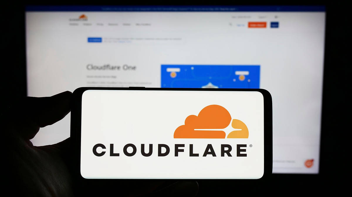 Global websites down as Cloudflare investigating fresh issues LBC