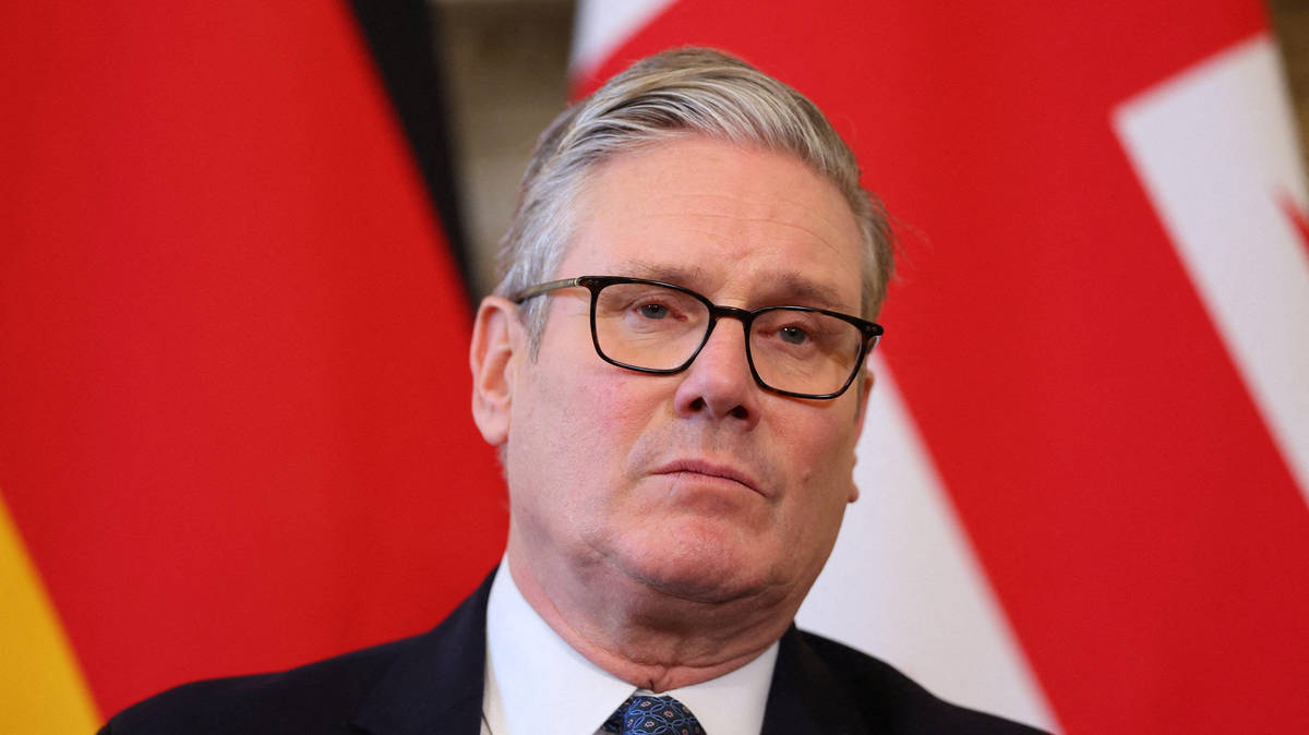 Week off for workers if distant relatives die, Labour's flagship workers' rights bill says