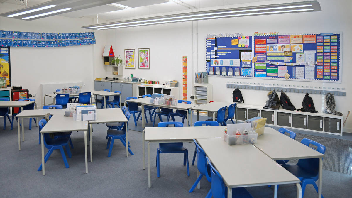 Teacher 'banned after telling Muslim child that Britain is Christian country'