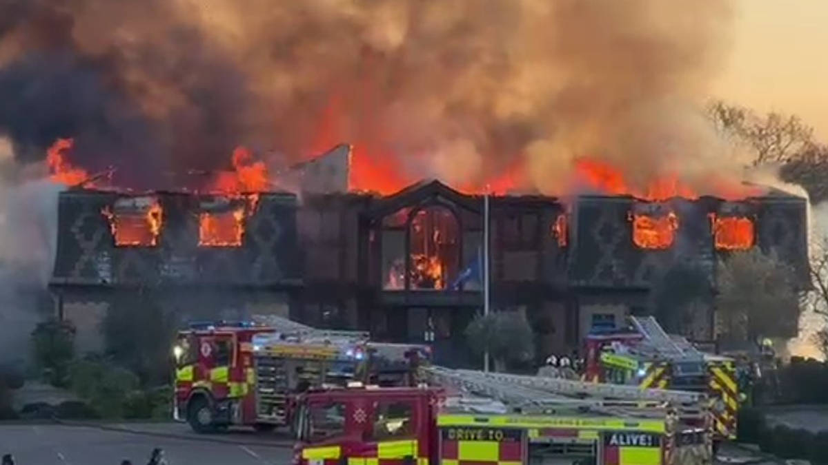 Historic golf club destroyed by massive fire as 125-year-old building ...