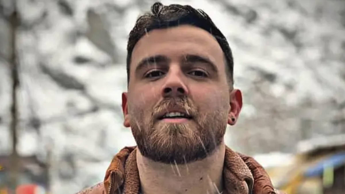 Iranian protester, 26, set to be hanged by regime 'after spending final 10 minutes with his family'