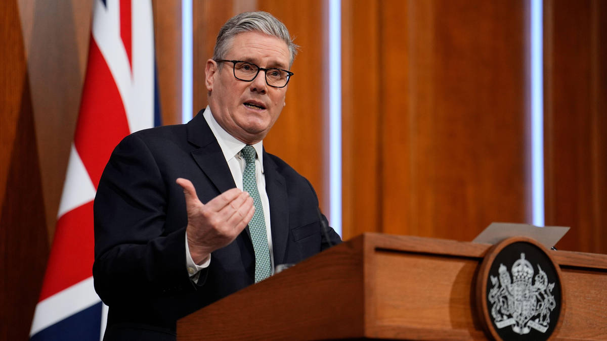 Trump’s trade war threats ‘completely wrong’, says Starmer in emergency speech over Greenland