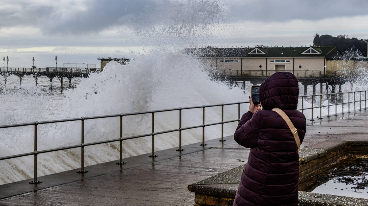 Storm Chandra sweeps UK bringing travel disruption - as amber 'danger to life' warnings remain in place