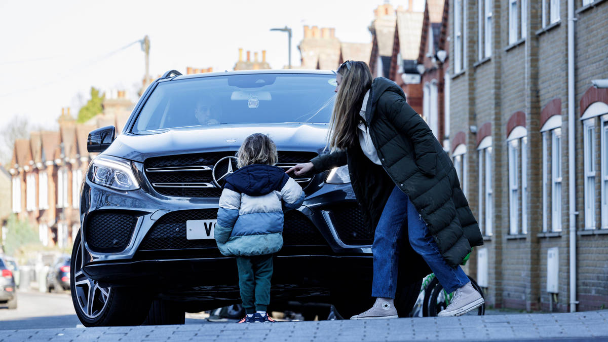 Sadiq Khan targets SUV drivers as mayor considers extra charges for ...