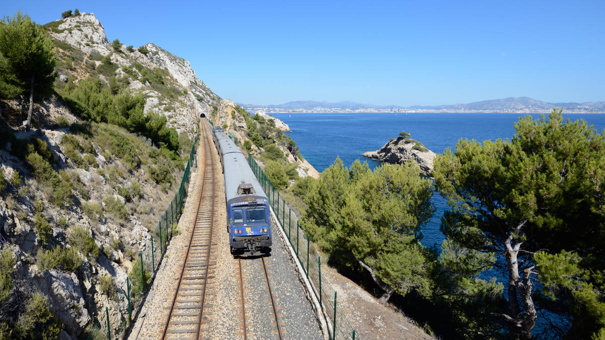 Marseille–Rome “Espresso Riviera” train suspended for summer 2026 ...