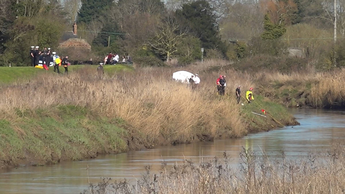 Two teenagers missing after car veers off road and plunges into river | LBC