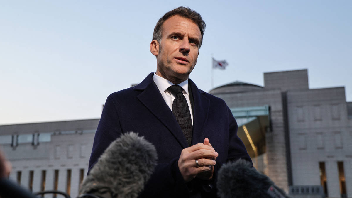 Macron hits back after Trump mocks French president for being slapped by his wife