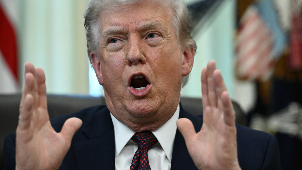 Trump issues 48-hour warning before 'hell will rain down' on Iran as ...