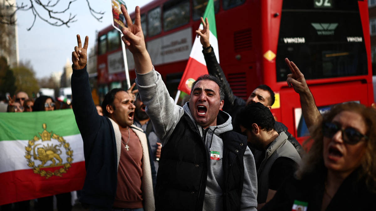 Ministers 'prepping for mass protests' as Iran war adds pressure to household bills
