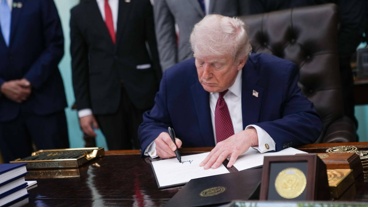 Trump signs executive order to speed up access to psychedelics in medicine