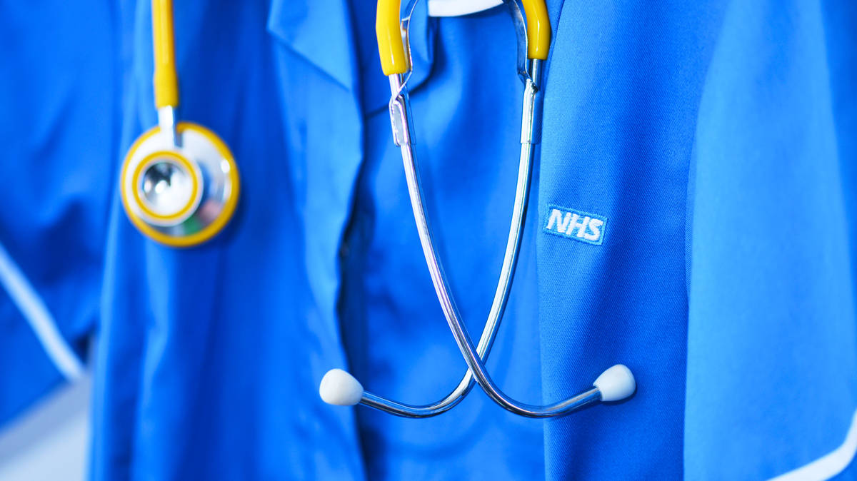 Talks to be held on pay for nurses and other NHS employees - as health ...