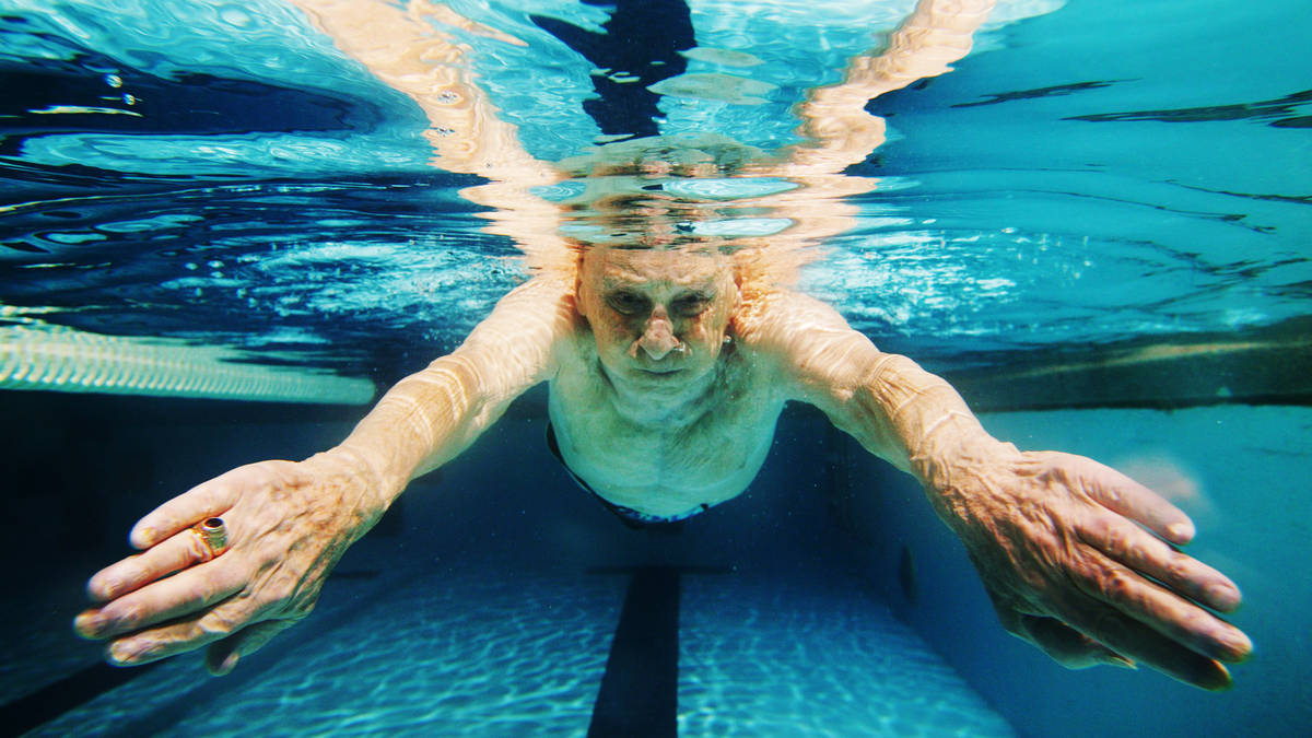 Richest areas enjoy 20 more years of good health than poorest as UK health divide deepens, study finds