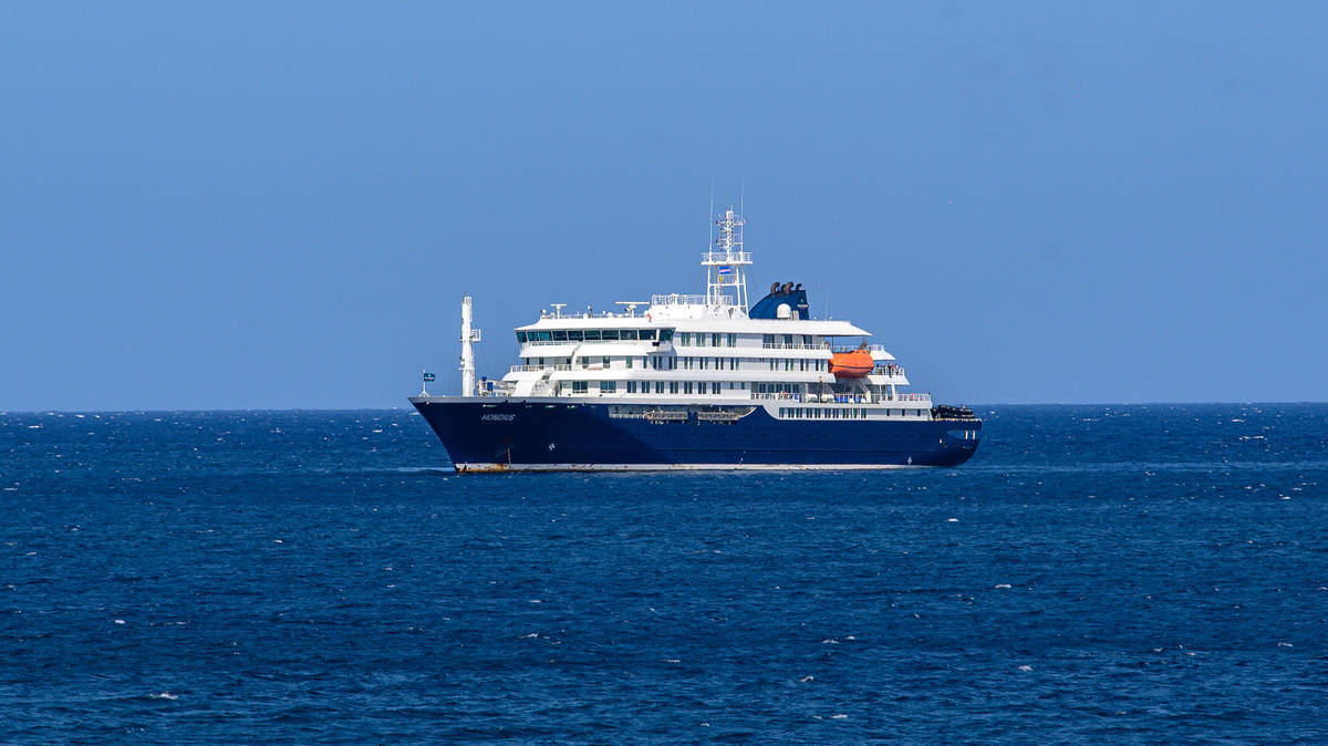Passengers stuck on cruise ship after three die in Hantavirus outbreak, with Briton in intensive care