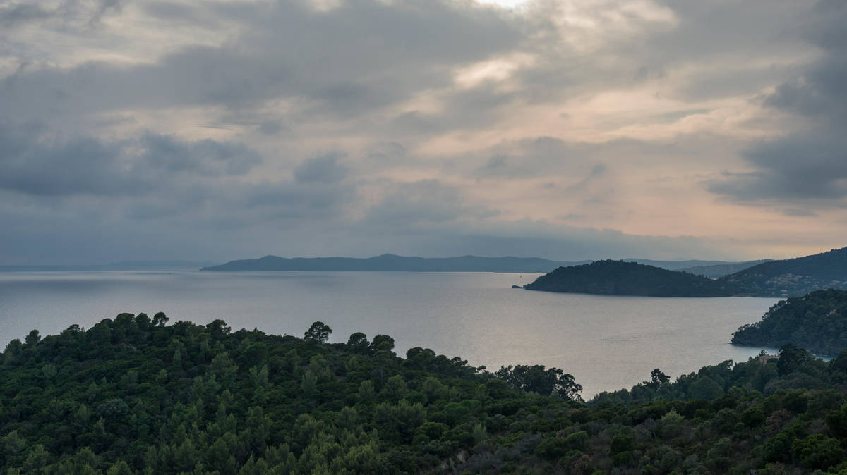 Wet and windy start to the week in the French Riviera | Riviera Radio