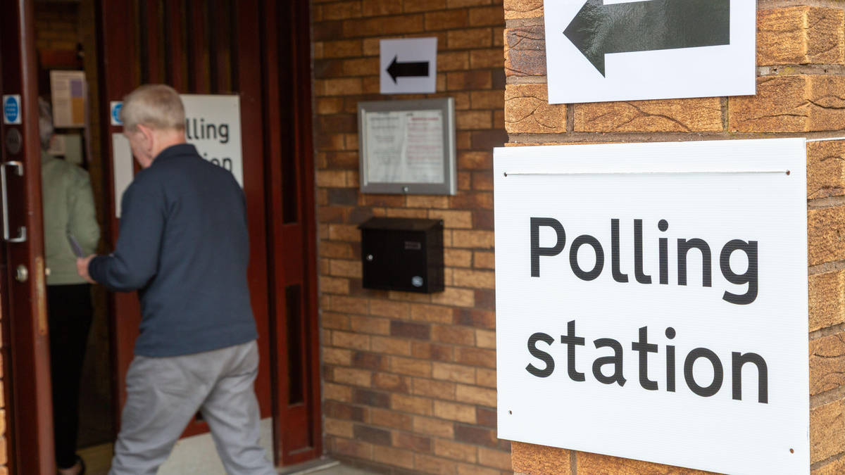 Makerfield by-election candidates announced | LBC