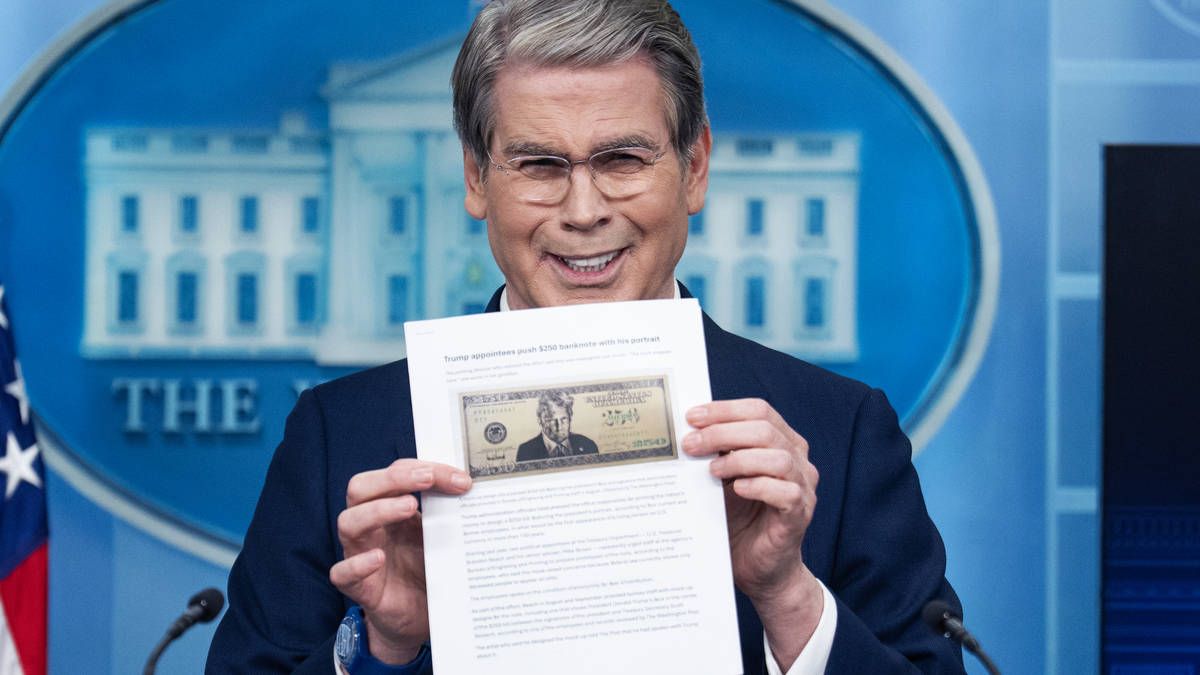 US government pushes for $250 note with Trump's face on it | LBC