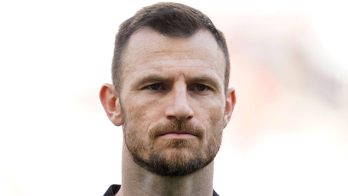 Which player has been called up to the World Cup from the lowest division?